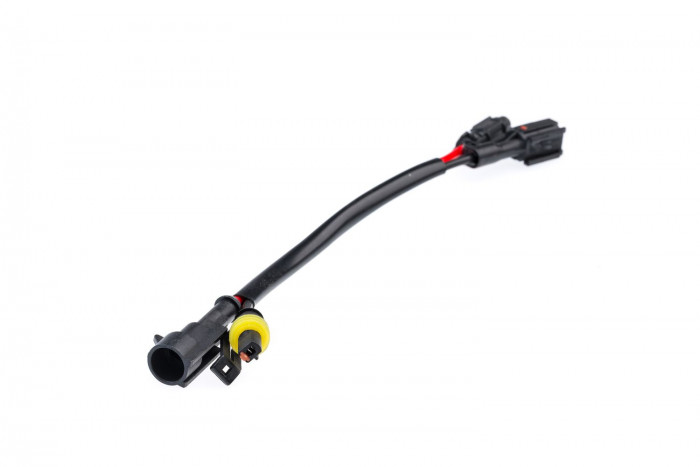 Переходник KET-AMP применяется установки блоков и ламп с разными разъёмами блоков розжига и ксеноновых ламп.