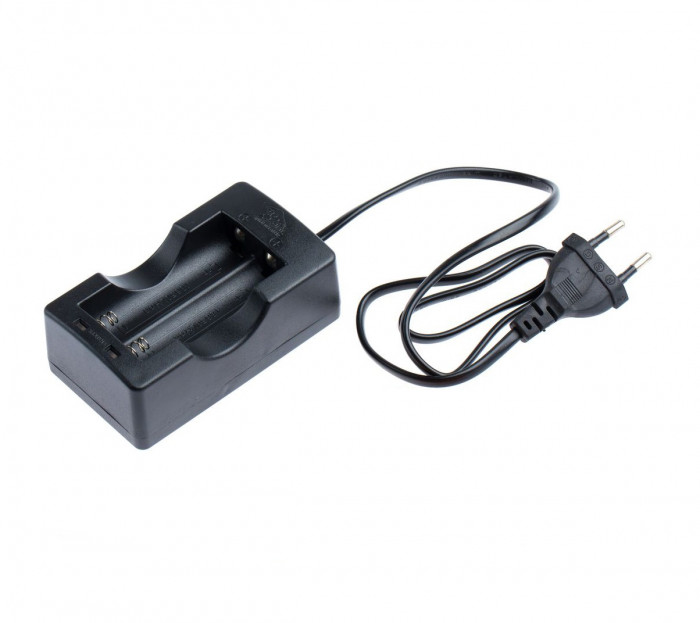 Зарядное устройство под 2 Аккумулятора 220v - 18650 3.7v