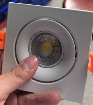 Панель потолочная встраиваемая под 1 лампу MR16 с разъемом