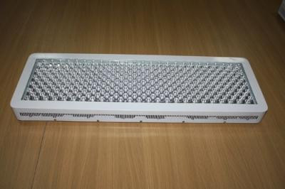 Светодиодная панель для растений ES-300x3-900W-3GB60
